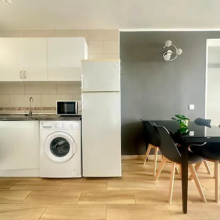 Infinity Views To The Ocean